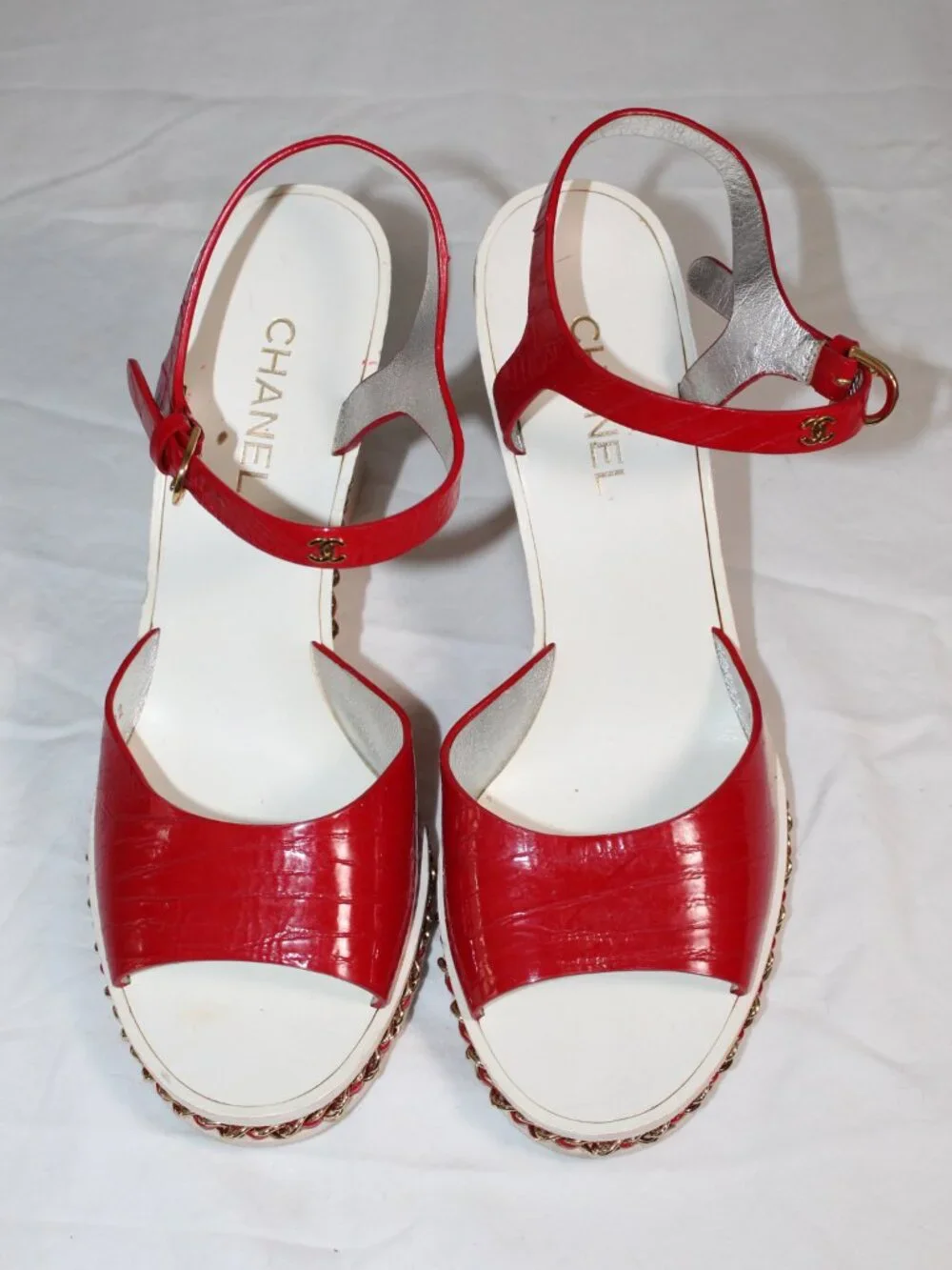 Chanel Red Croc Embossed Leather Wedge Chain Detail Ankle Strap CC Sandals 40